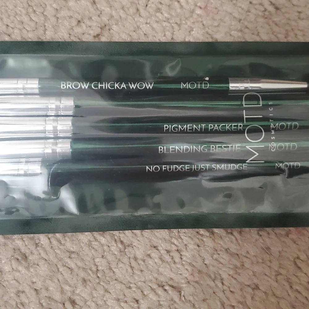MOTD makeup brushes